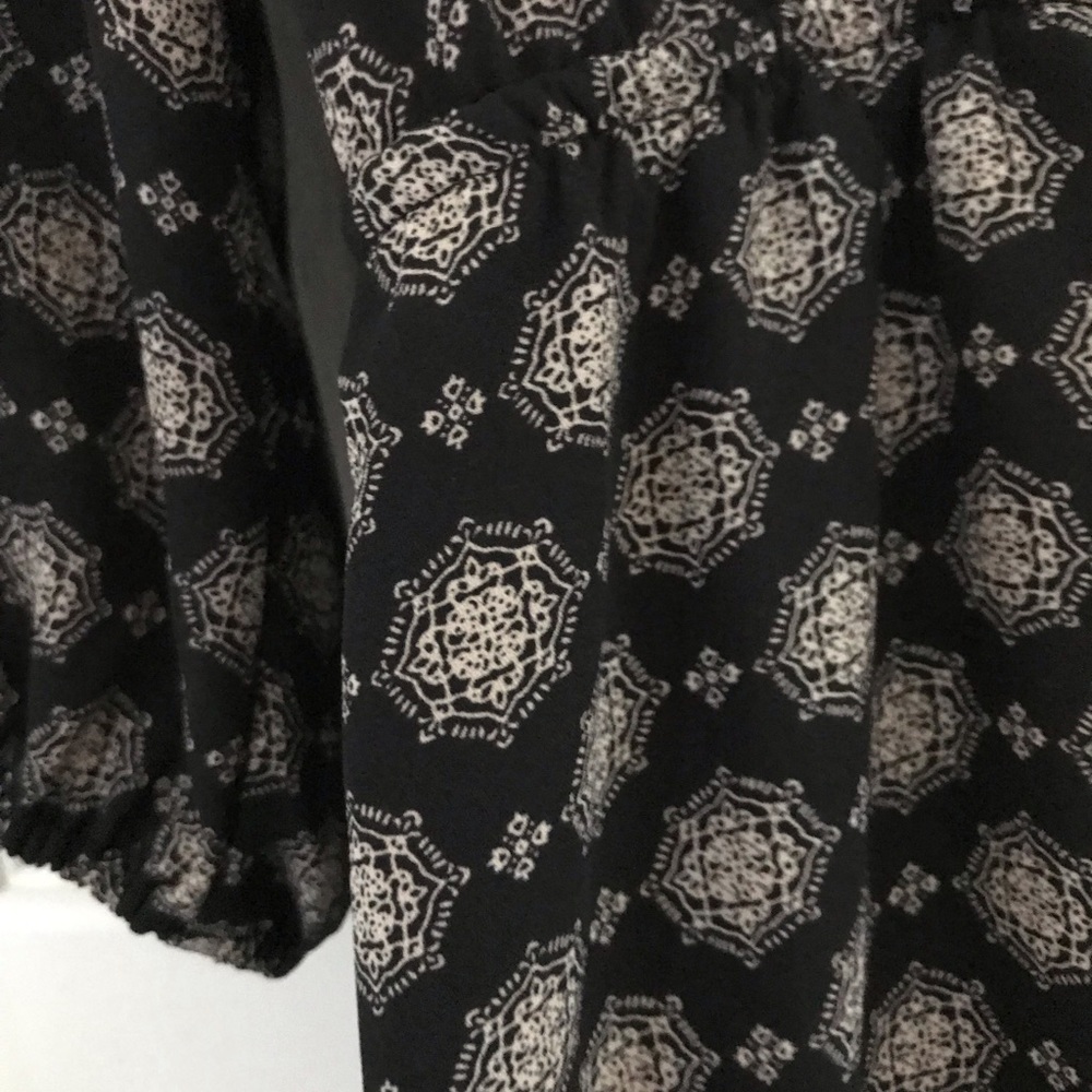 Patterned romper - Picture 3 of 4